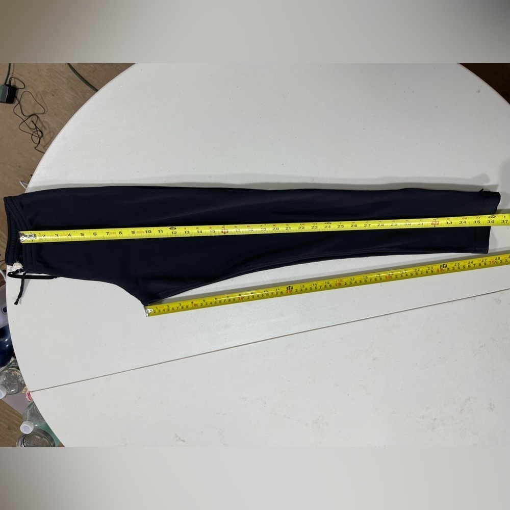 J. Crew black leggings with zippered ankles. Women’s size M - Picture 8 of 10